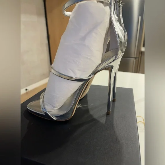 Giuseppe Zanotti harmony sandals - Picture 4 of 8